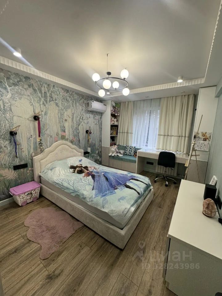 3-комн. кв., р-н Центральный, Сочи