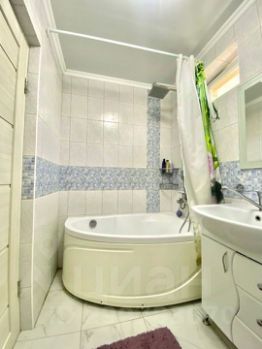 3-комн.кв., 80 м², этаж 3