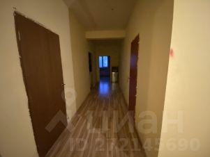 3-комн.кв., 82 м², этаж 3