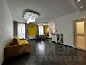 2-комн.кв., 72 м², этаж 20