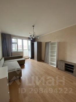 1-комн.кв., 38 м², этаж 13