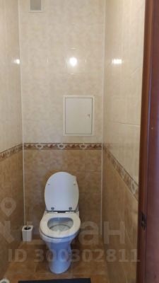 2-комн.кв., 70 м², этаж 3