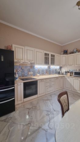 3-комн.кв., 140 м², этаж 8