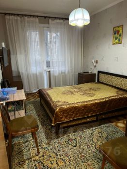 3-комн.кв., 65 м², этаж 1