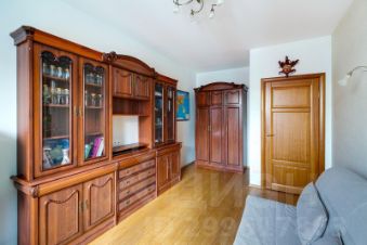 4-комн.кв., 92 м², этаж 16