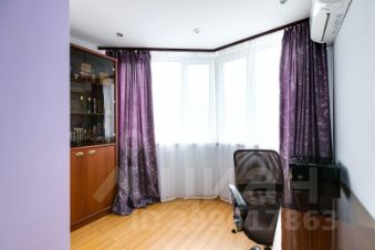 4-комн.кв., 92 м², этаж 16