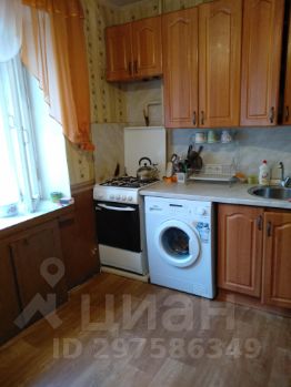 4-комн.кв., 70 м², этаж 4