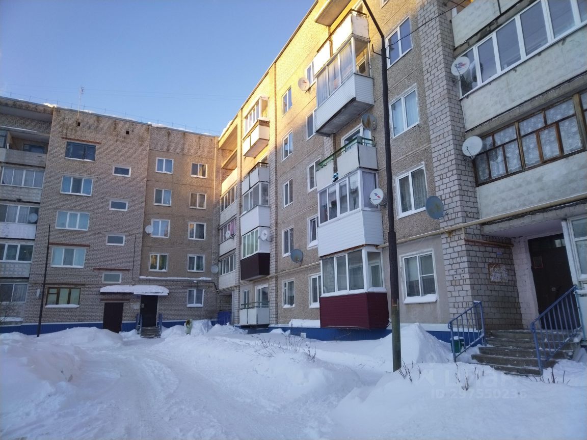 Купить трехкомнатную квартиру 63,1м² ул. Винокурова, 30, Оханск, Пермский  край, Оханский район - база ЦИАН, объявление 297550236