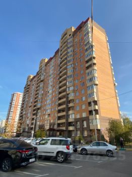 2-комн.апарт., 45 м², этаж 18