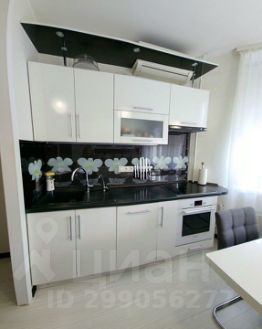 2-комн.кв., 50 м², этаж 10