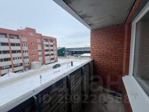 студия, 32 м², этаж 3