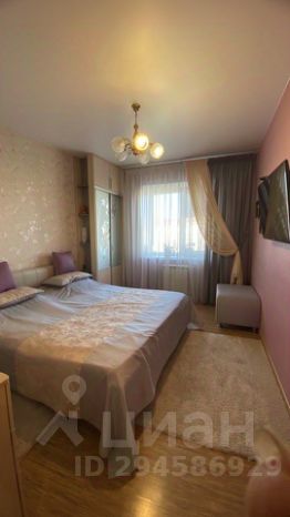 3-комн.кв., 76 м², этаж 4