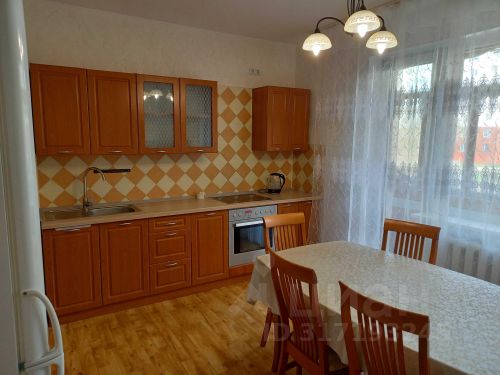 3-комн., 82 м², 2/10 этаж