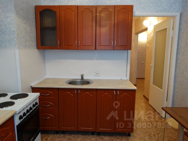 1-комн., 42 м², 1/10 этаж