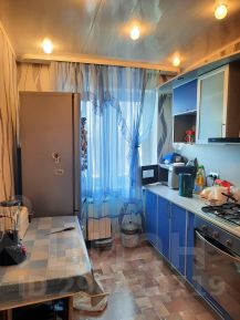 4-комн.кв., 61 м², этаж 3