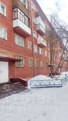 1-комн.кв., 32 м², этаж 3