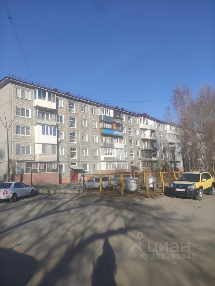 Продажа двухкомнатной квартиры 451м² ул 12 Декабря, 110, Омск, Омская