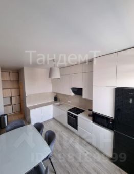 3-комн.кв., 76 м², этаж 4