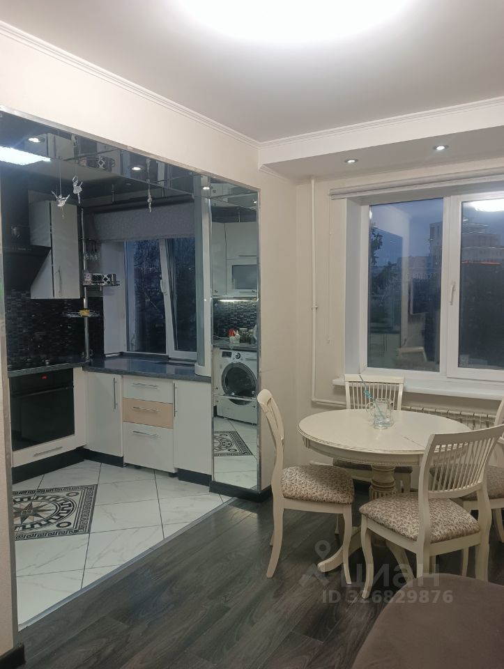 3-к кв. Омская область, Омск ул. Чехова, 3 (56.0 м²)