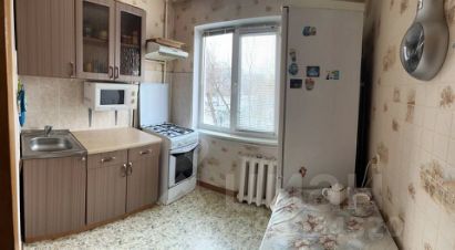 4-комн.кв., 60 м², этаж 2