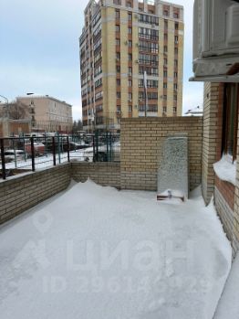 3-комн.кв., 76 м², этаж 1