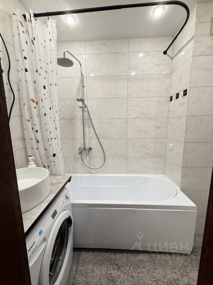 2-к кв. Омская область, Омск ул. Малиновского, 14к2 (52.5 м²)