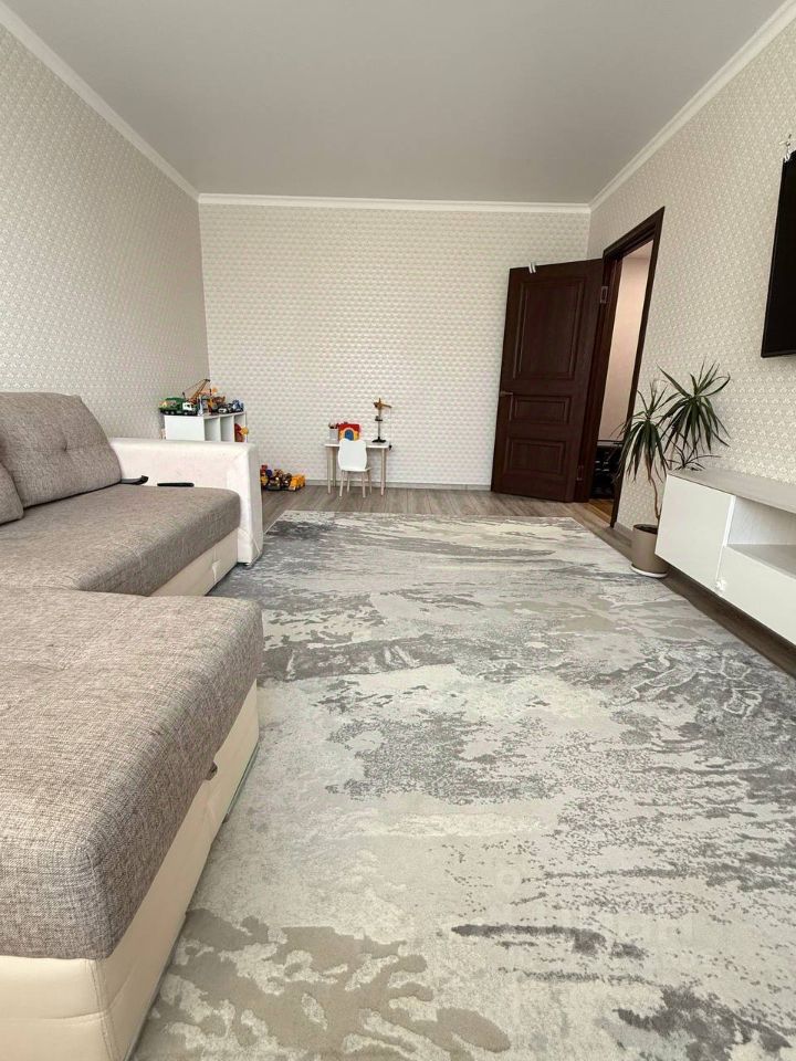 2-к кв. Омская область, Омск ул. Малиновского, 14к2 (52.5 м²)