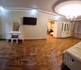 3-комн.кв., 100 м², этаж 8