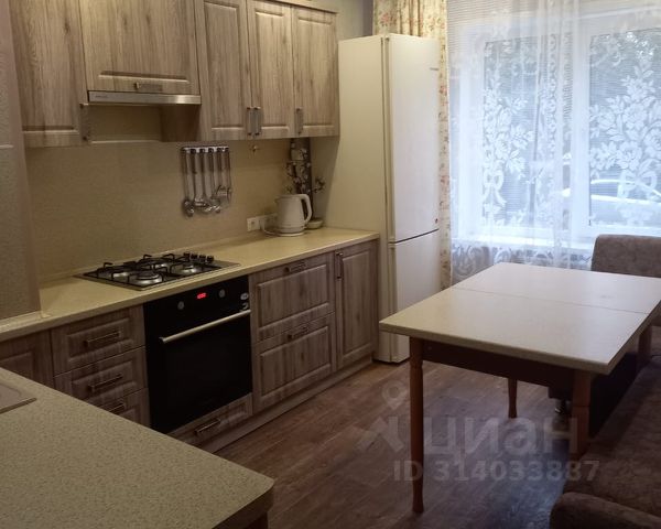 3-комн., 63 м², 1/9 этаж