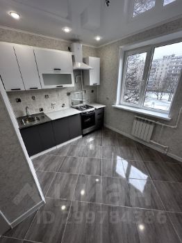 2-комн.кв., 50 м², этаж 4