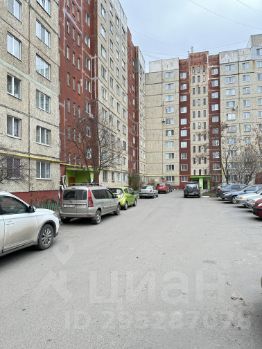 3-комн.кв., 63 м², этаж 1