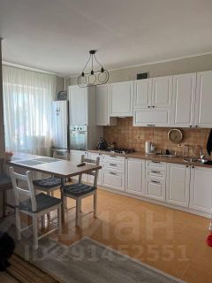 3-комн.кв., 79 м², этаж 3