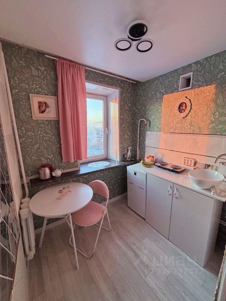 1-к кв. Оренбургская область, Оренбург Ноябрьская ул., 42 (26.0 м²)