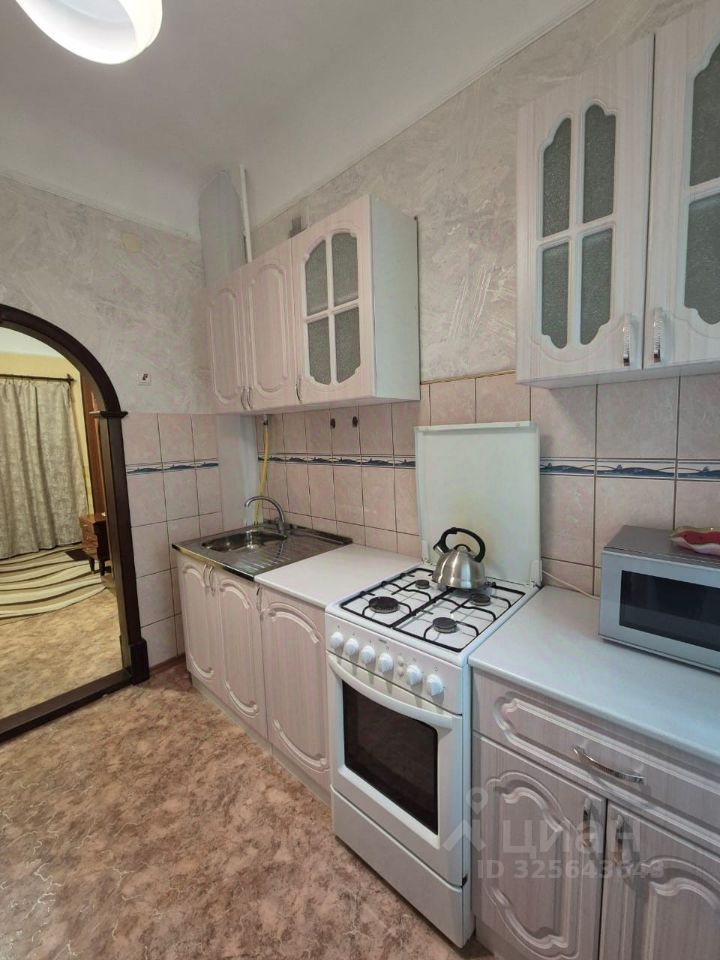 3-к кв. Оренбургская область, Оренбург проезд Коммунаров, 20 (66.2 м²)