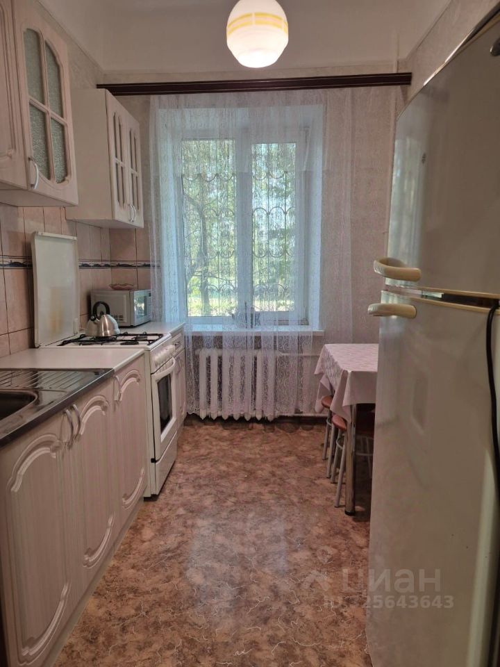 3-к кв. Оренбургская область, Оренбург проезд Коммунаров, 20 (66.2 м²)