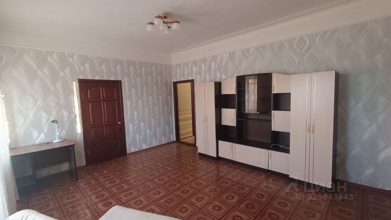 3-к кв. Оренбургская область, Оренбург проезд Коммунаров, 20 (66.2 м²)