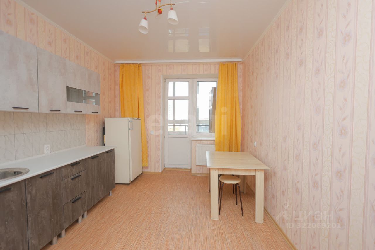 1-к кв. Оренбургская область, Оренбург просп. Победы, 178/1 (43.0 м²)