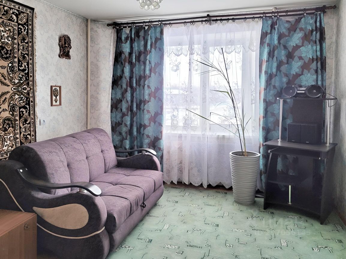 Купить трехкомнатную квартиру 68м² Коммунистическая пл., 2, Озеры ...