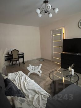 3-комн.кв., 80 м², этаж 2