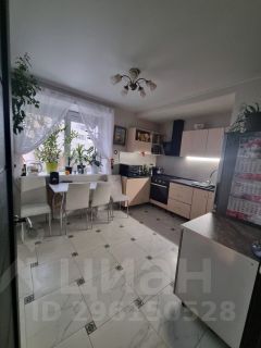 3-комн.кв., 80 м², этаж 2