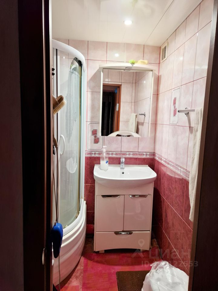 2-к кв. Псковская область, Печоры Индустриальная ул., 3 (42.5 м²)