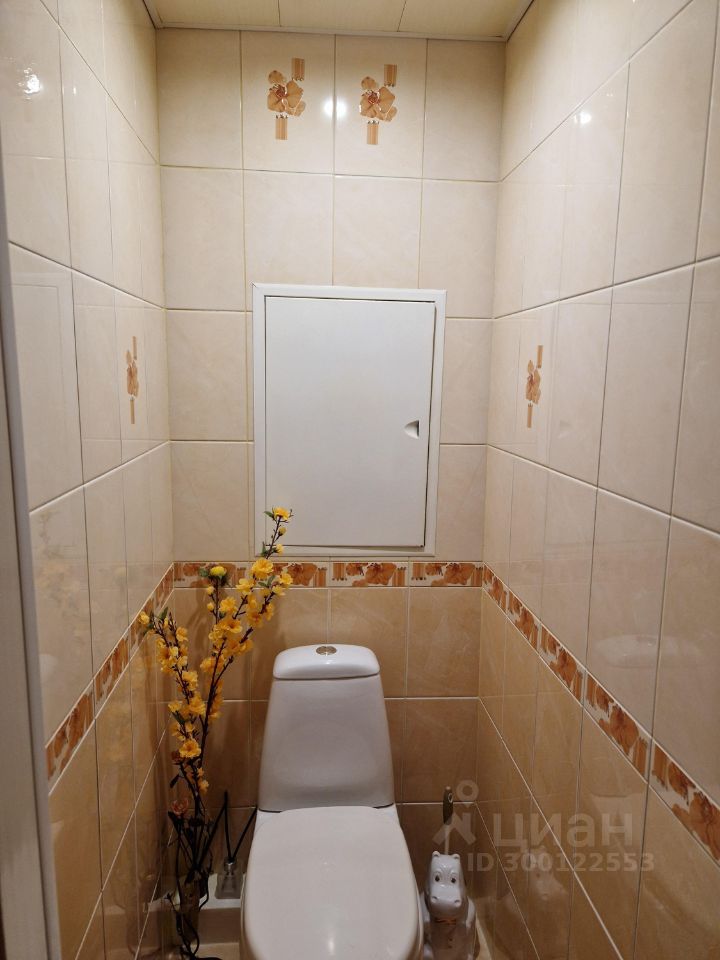 2-к кв. Псковская область, Печоры Индустриальная ул., 3 (42.5 м²)