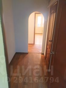 4-комн.кв., 80 м², этаж 1