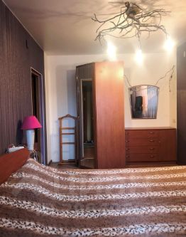 3-комн.кв., 82 м², этаж 3