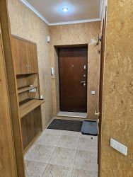 2-комн.кв., 42 м², этаж 3