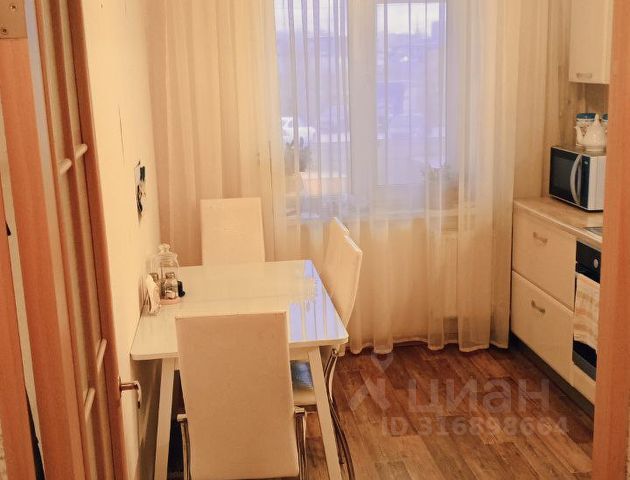 2-комн., 58,4 м², 1/10 этаж