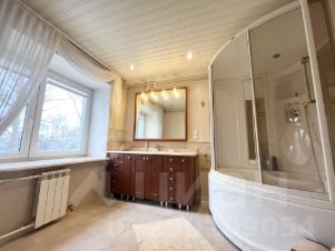 3-комн.кв., 91 м², этаж 2