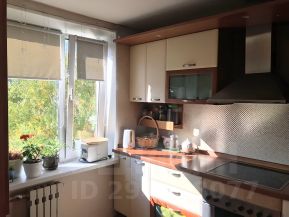 4-комн.кв., 94 м², этаж 3