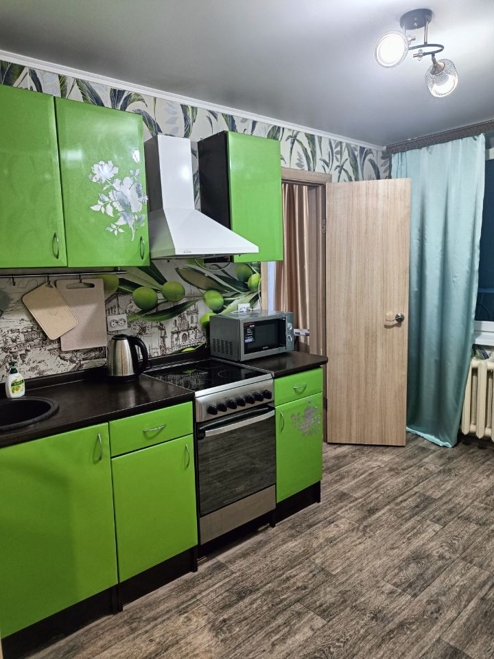 2-к кв. Камчатский край, Петропавловск-Камчатский ул. Савченко, 15 (37.3 м²)