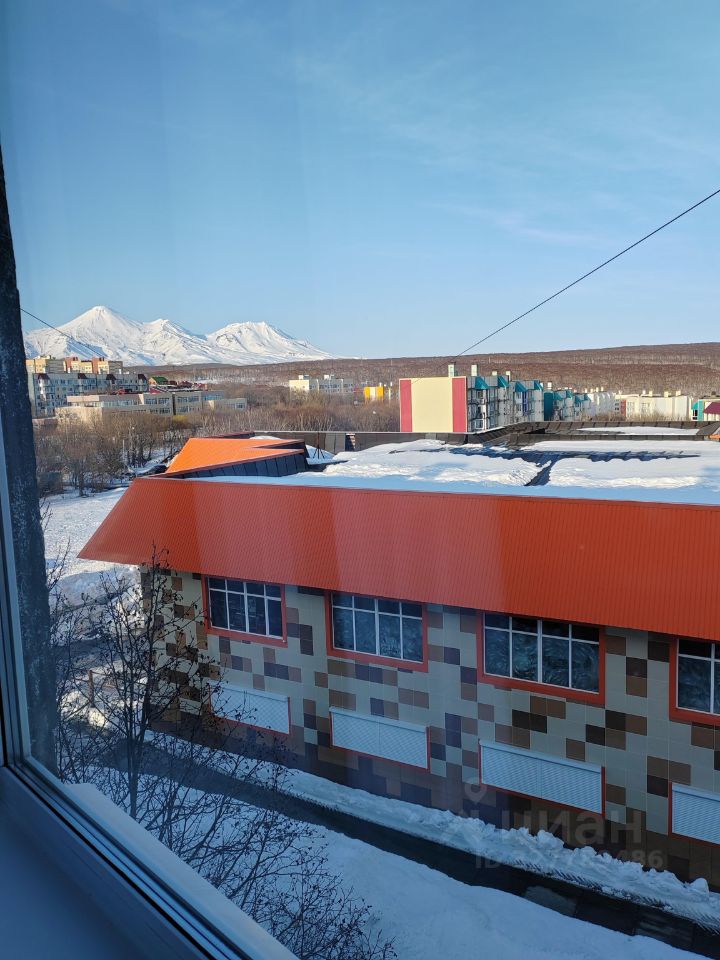 2-к кв. Камчатский край, Петропавловск-Камчатский ул. Виталия Кручины, 7 (54.8 м²)